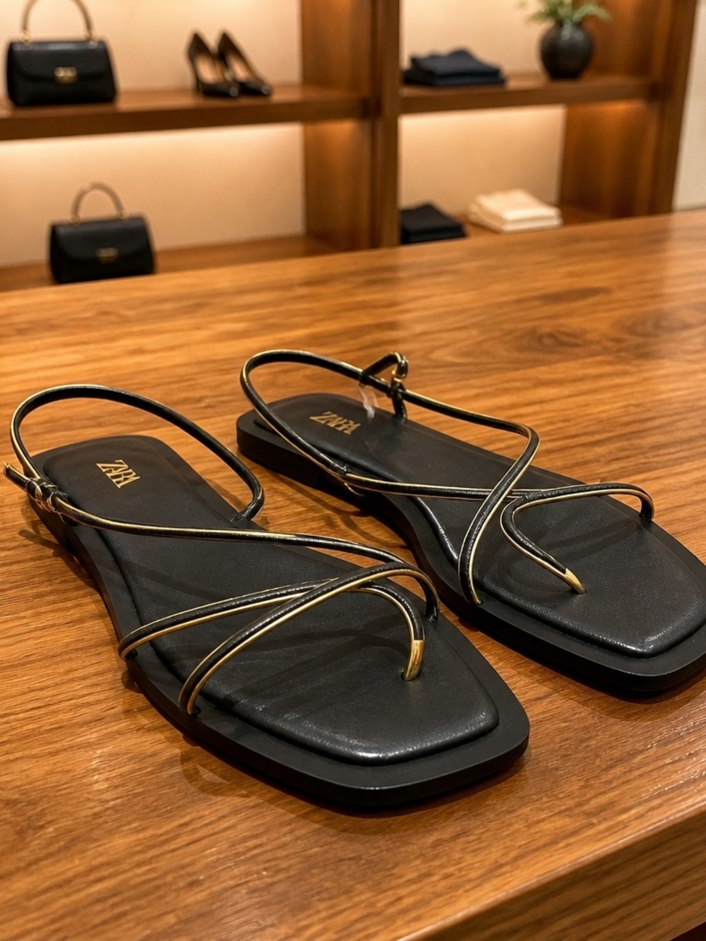 Zara Black Strappy Flat Square Toe Shoes Sandals, SZ 40